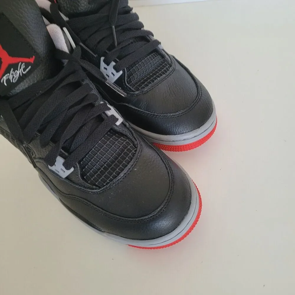Air Jordan 4 Bred Retro Reimagined Black Cement Grey Fire Red‎ Size 6 7Y New